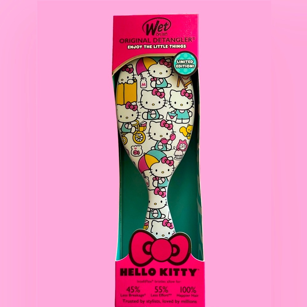 Hello Kitty Kawaii Limited Edition Wet Detangling Hairbrush.